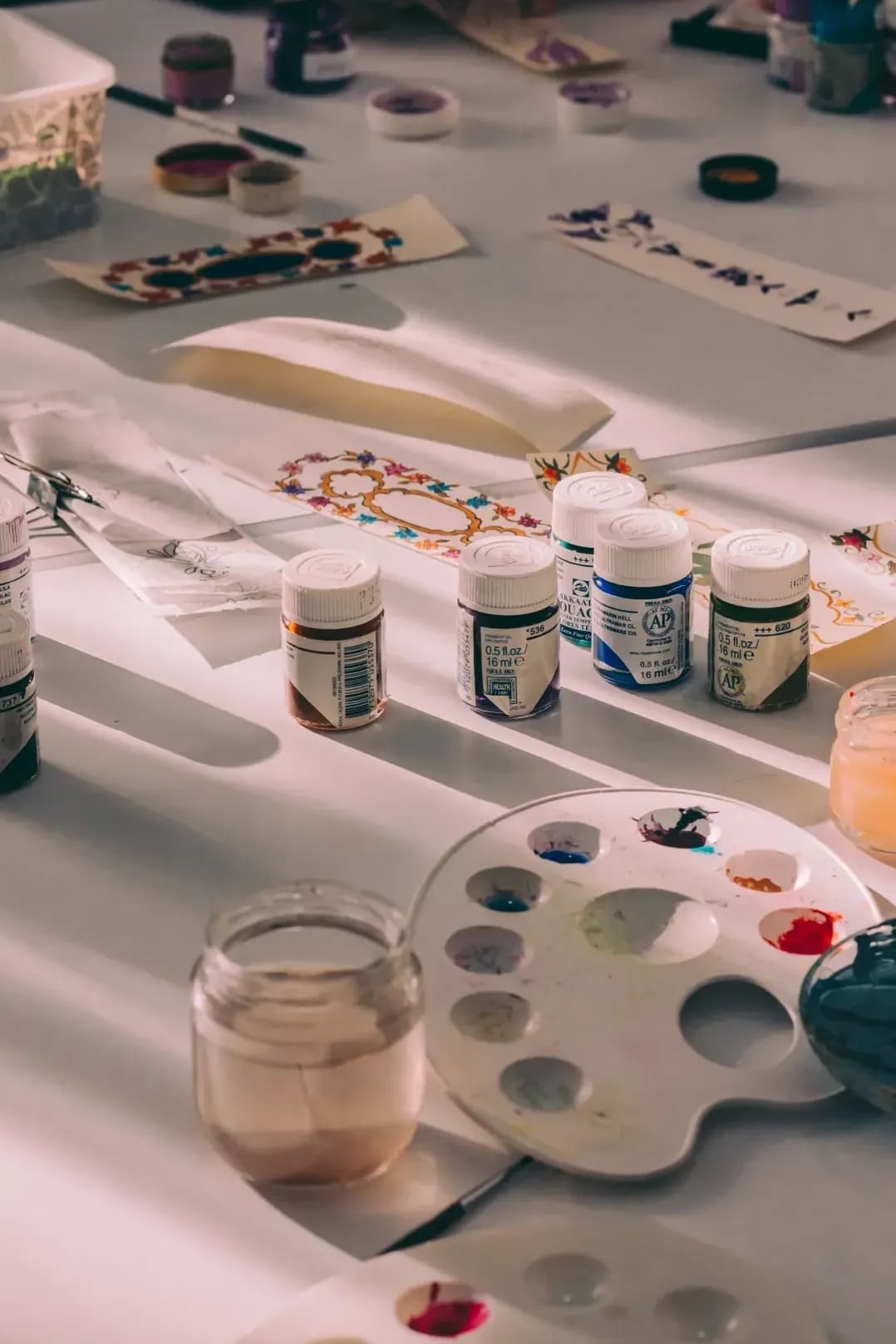 Ideas para una sesión de pintura en grupo: creatividad, color y diversión